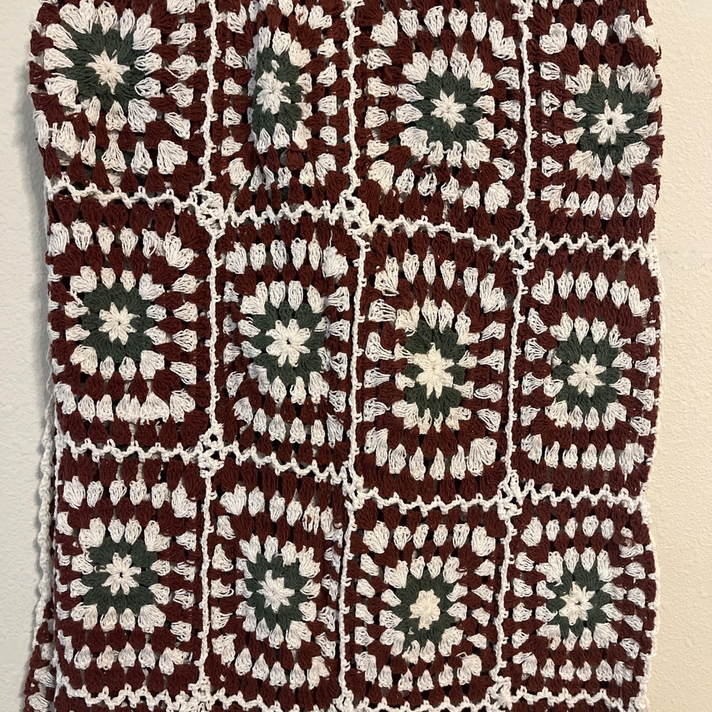 Shabby Chic Cotton Crocheted Flowers Throw/Blanket
